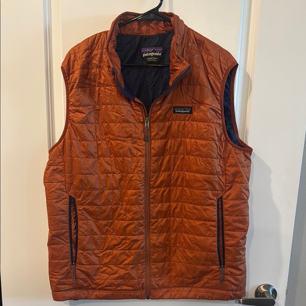 Patagonia Orange Quilted Insulated Vest XL